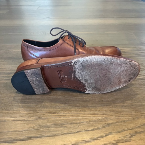 Coach Men’s Calf leather Derby shoes, men’s size 9.5D. Cognac color. - Picture 8 of 9